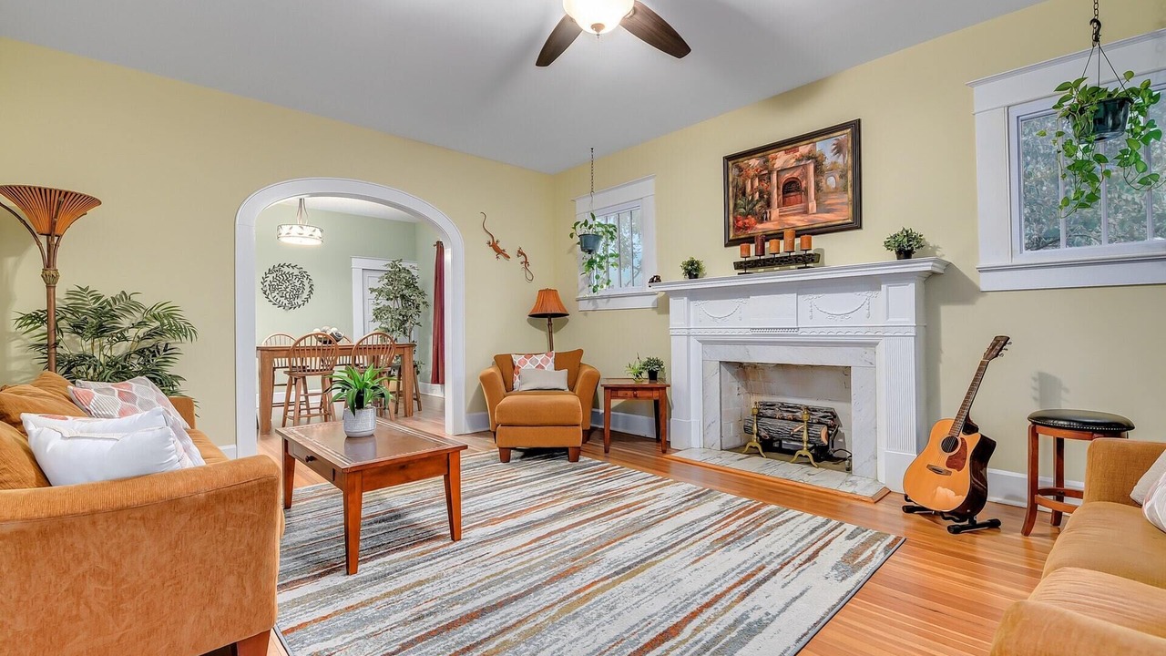 Photo of Livingroom in Austin