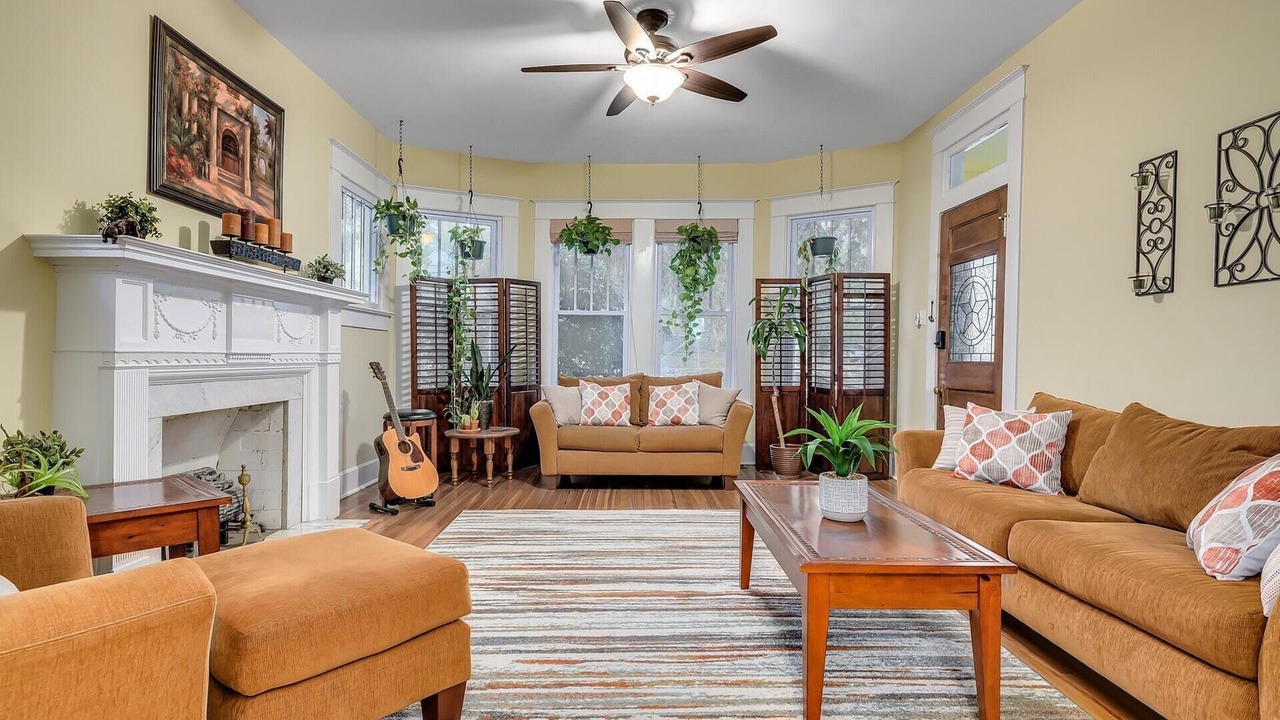 Photo of Livingroom in Austin