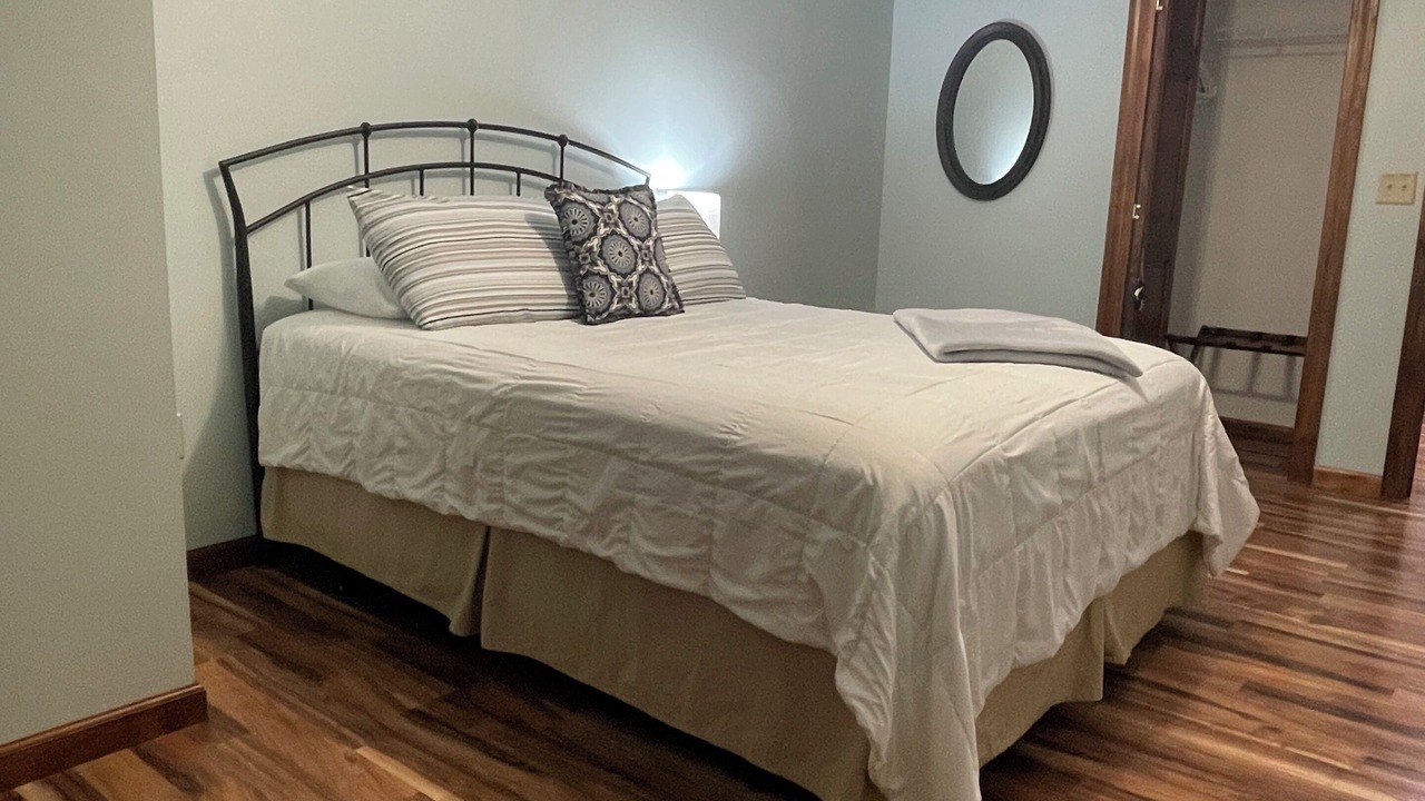 Photo of Bedroom in Sandusky
