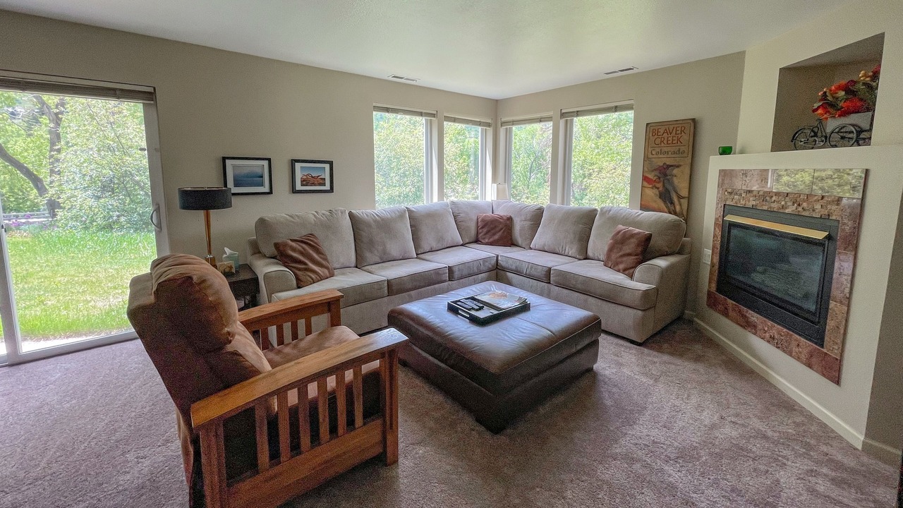 Photo of Livingroom in Avon