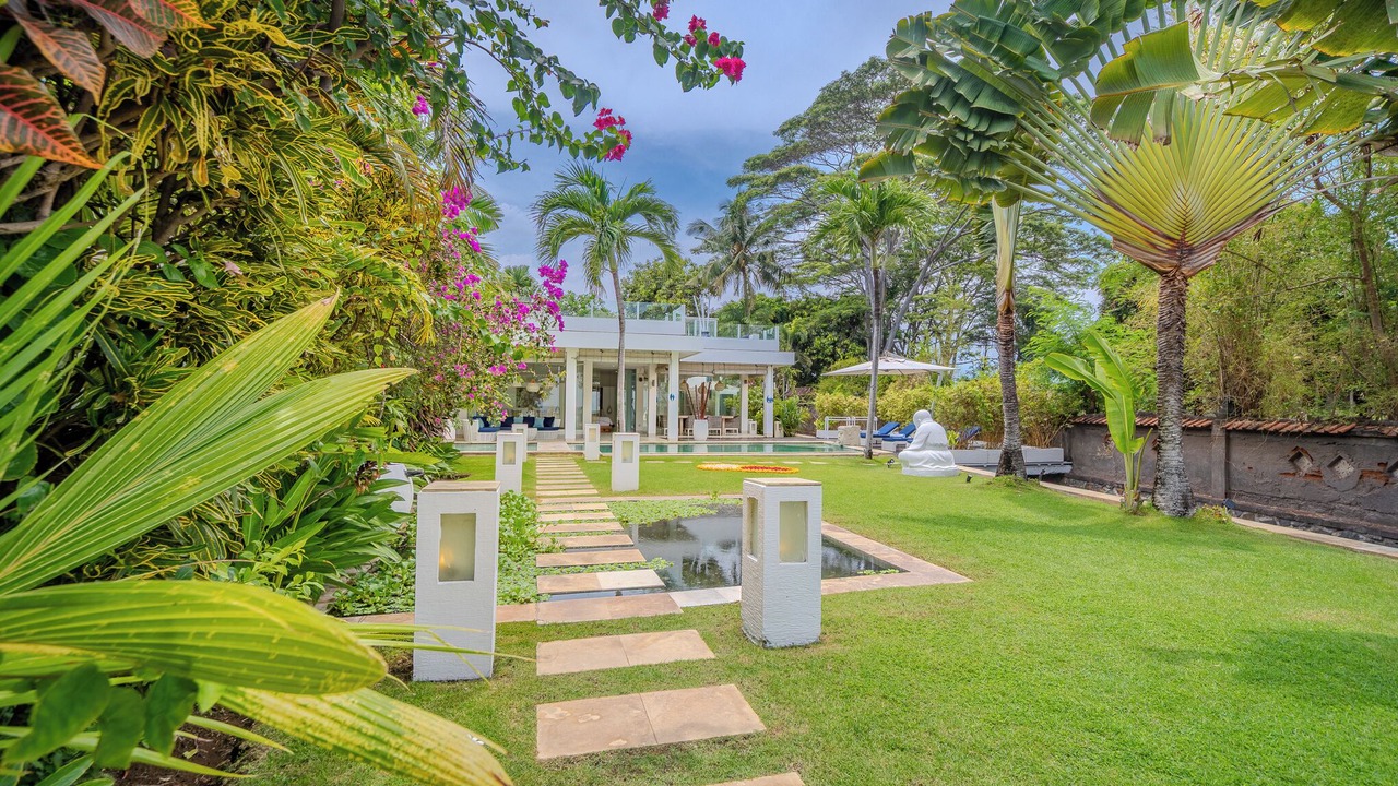 Photo of Outdoor in Dencarik