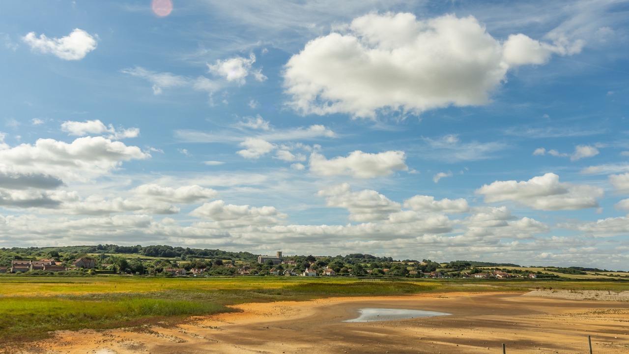 Photo of Others in Salthouse