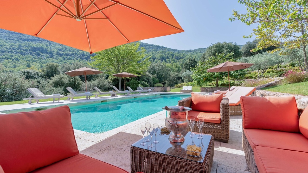 Photo of Outdoor in Jouques