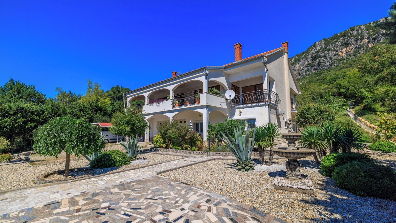 Photo of Outdoor in Bribir