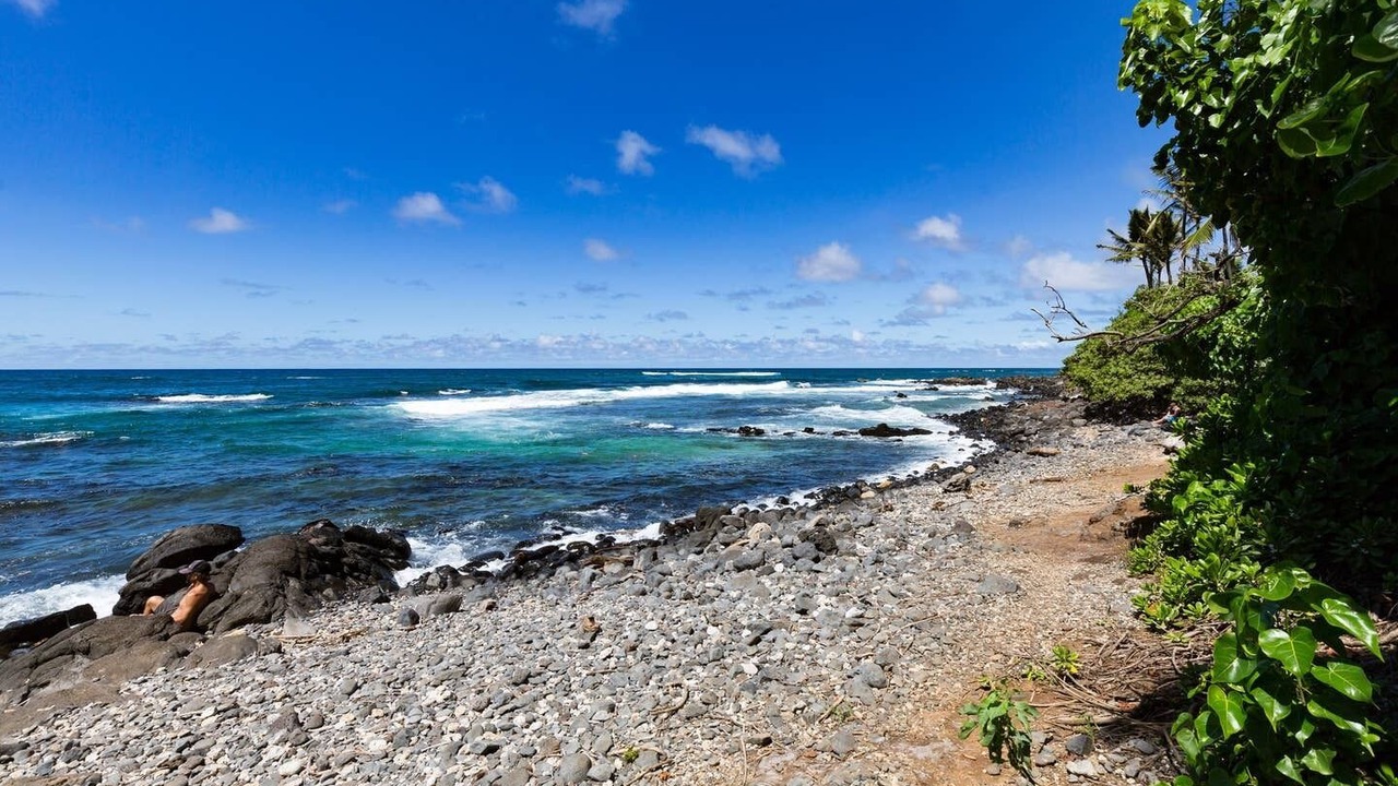 Photo of Others in Kuau