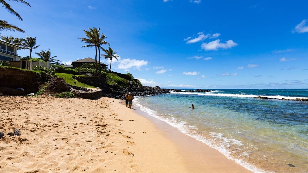 Photo of Others in Kuau