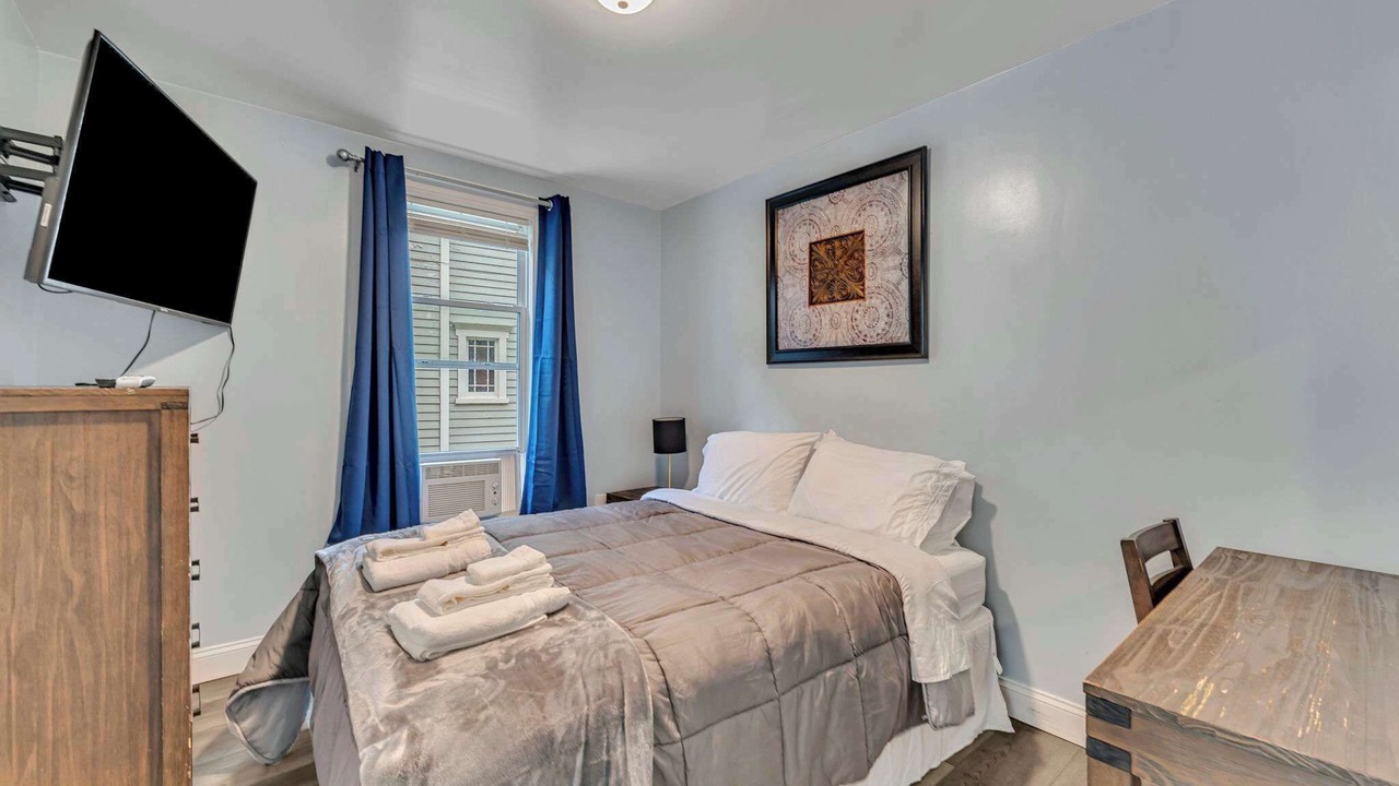 Photo of Bedroom in Oneonta