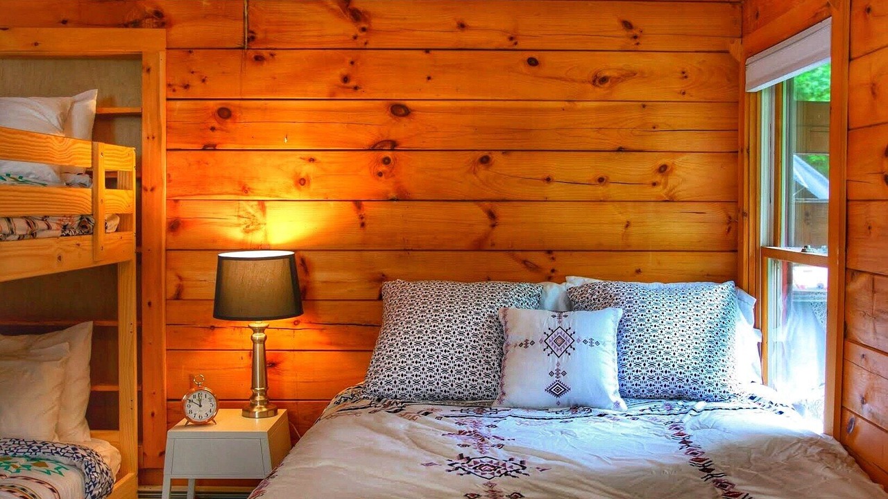 Photo of Bedroom in Roxbury