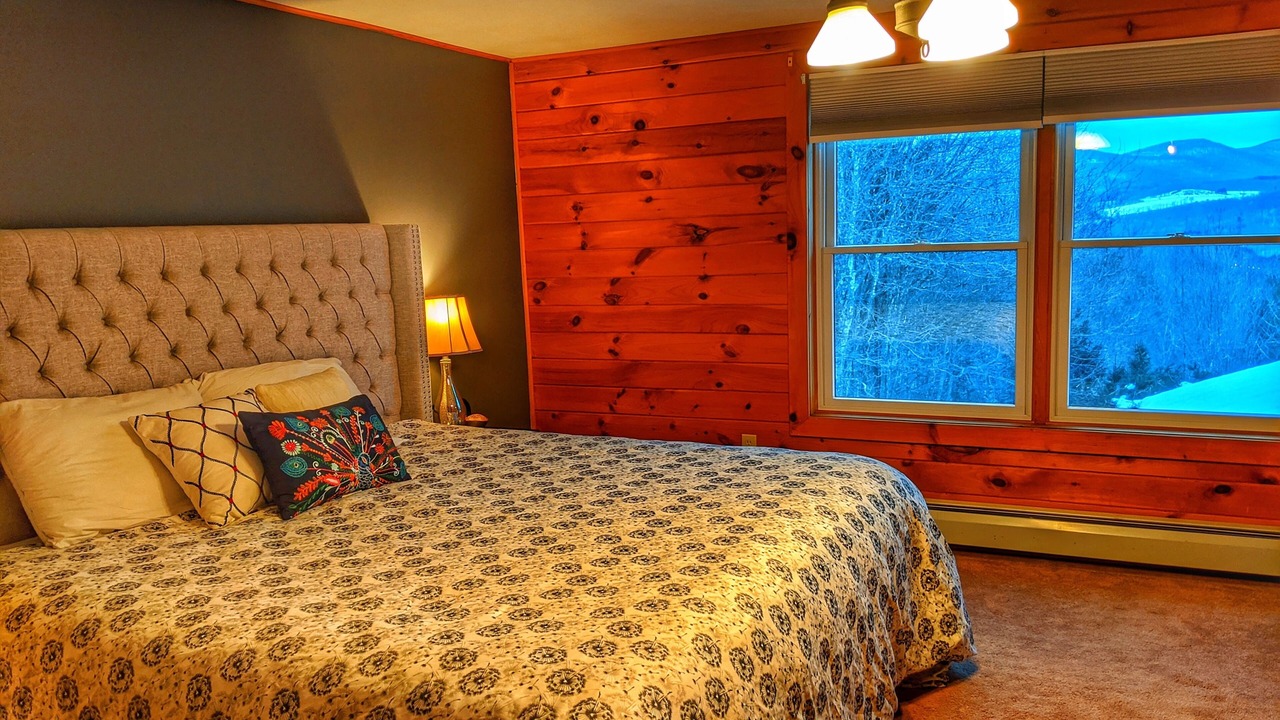 Photo of Bedroom in Roxbury