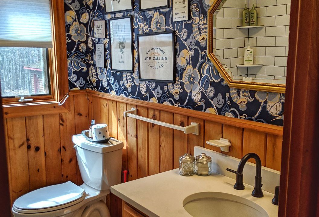 Photo of Bathroom in Roxbury