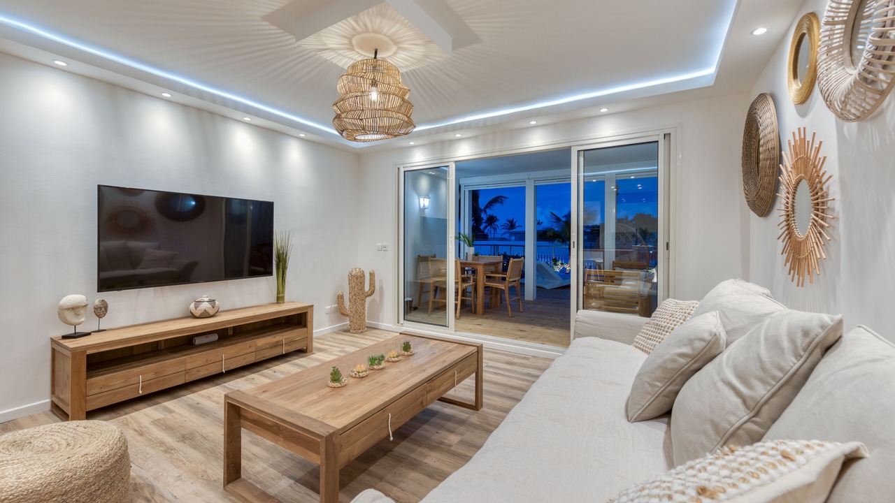 Photo of Livingroom in Orient Bay