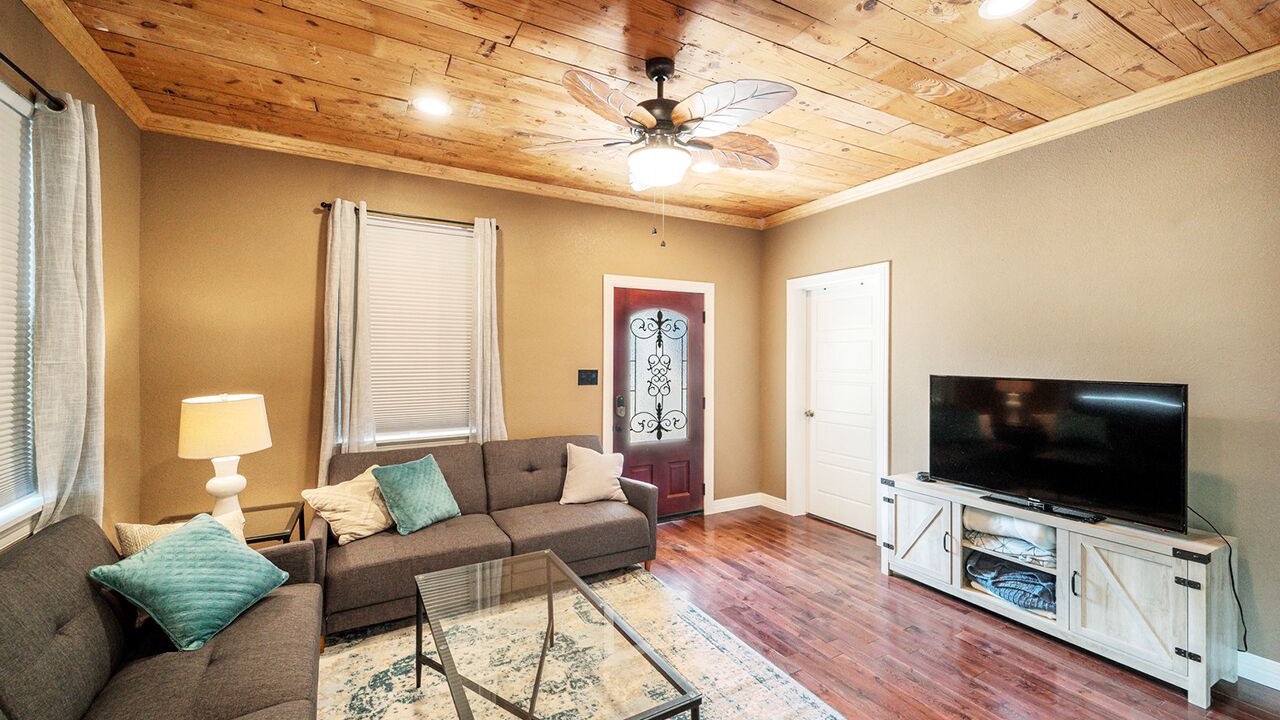Photo of Livingroom in Waco