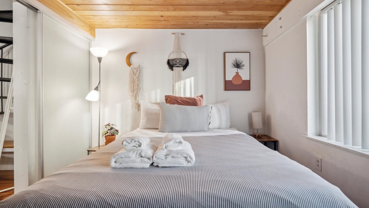 Photo of Bedroom in Newbold