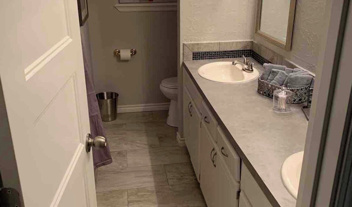 Photo of Bathroom in Lawton