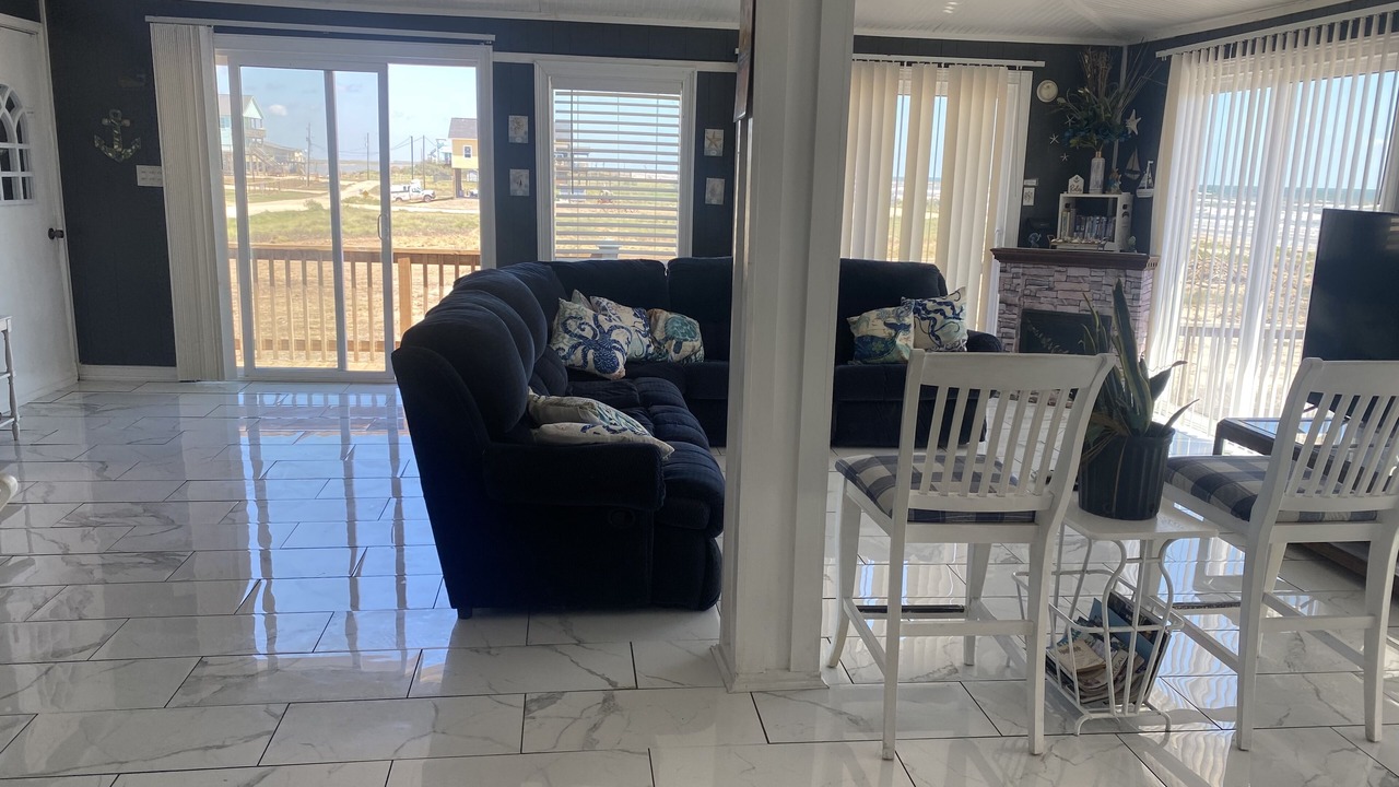 Photo of Livingroom in Cedar Lane