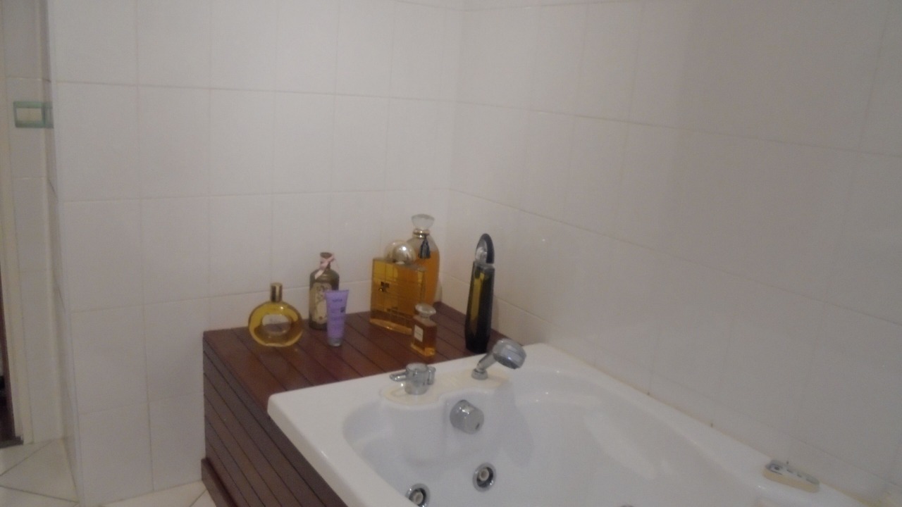 Photo of Bathroom in Le Cellier