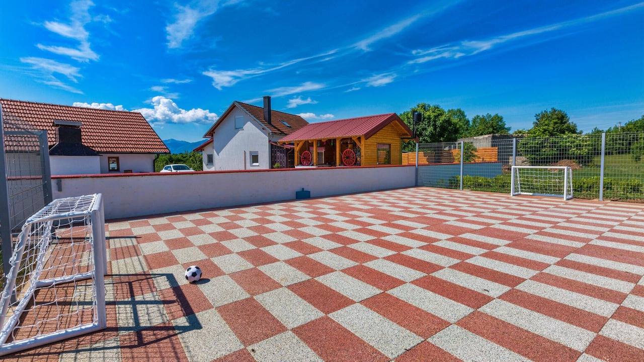 Photo of Others in Gospic