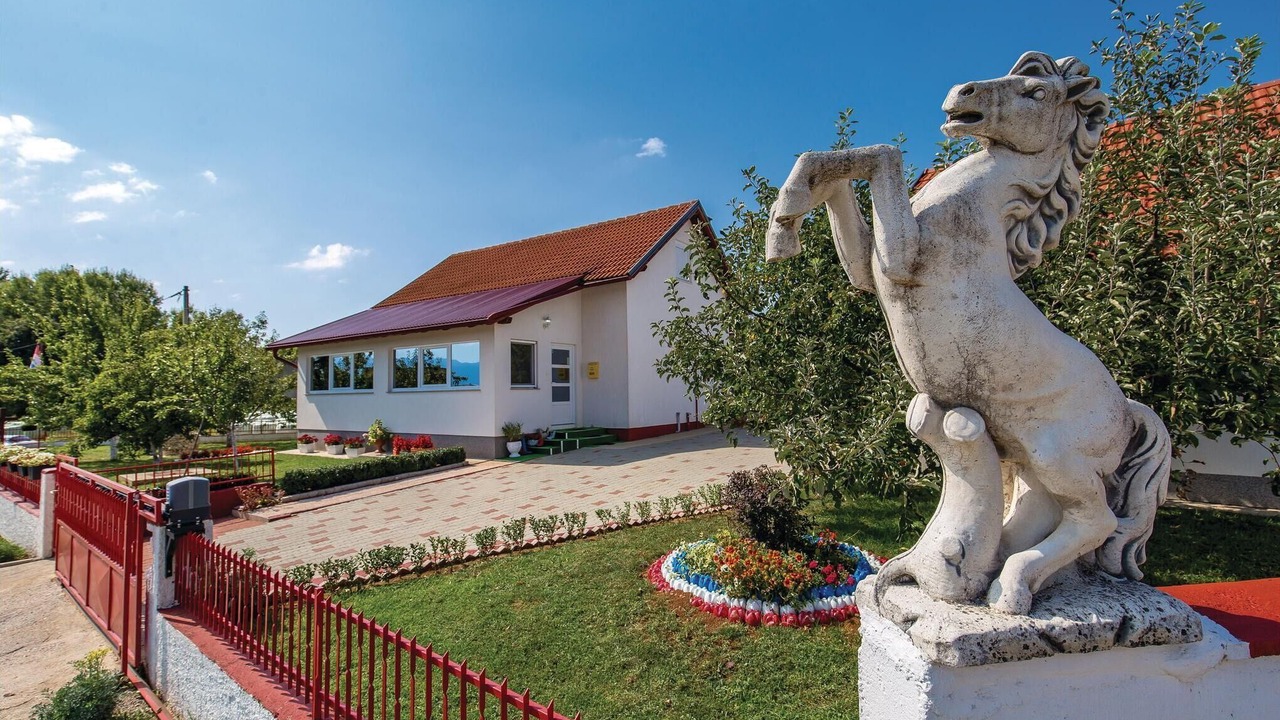 Photo of Others in Gospic