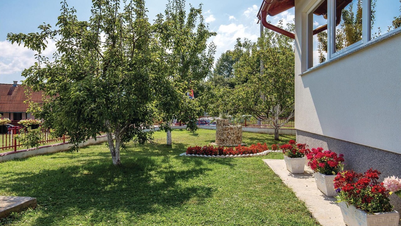 Photo of Others in Gospic