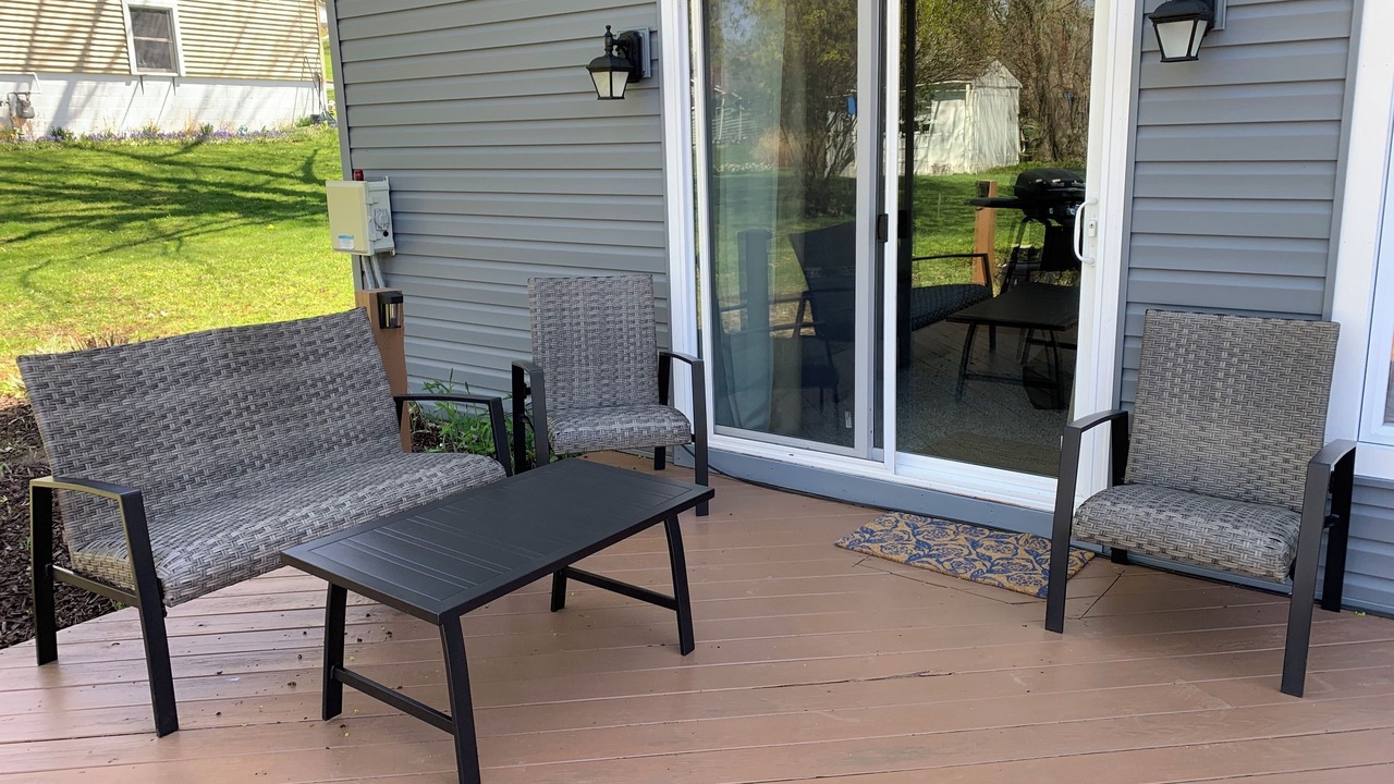 Photo of Patio Balcony in Town of Owasco