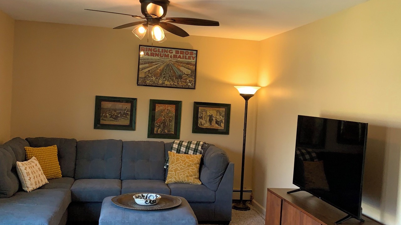 Photo of Livingroom in Town of Owasco