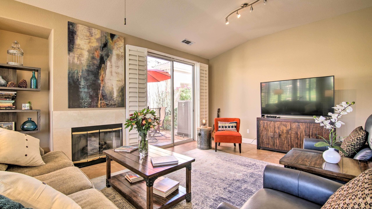 Photo of Livingroom in Cathedral City