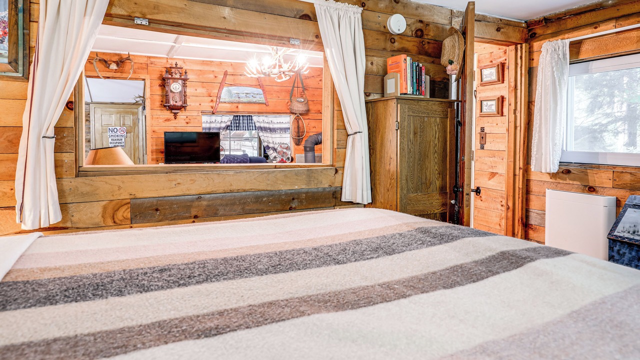 Photo of Bedroom in Weare