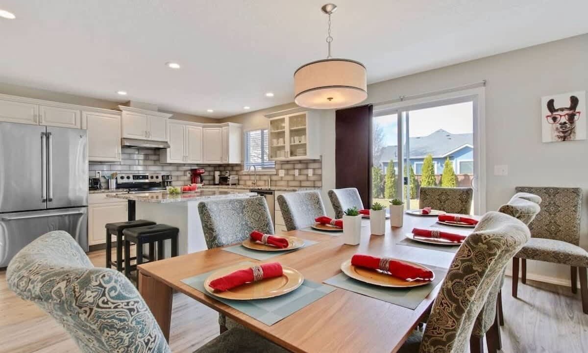 Photo of Others in Star