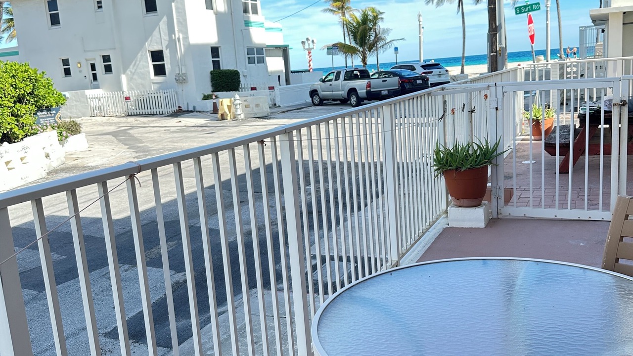 Photo of Outdoor in Hollywood South Central Beach
