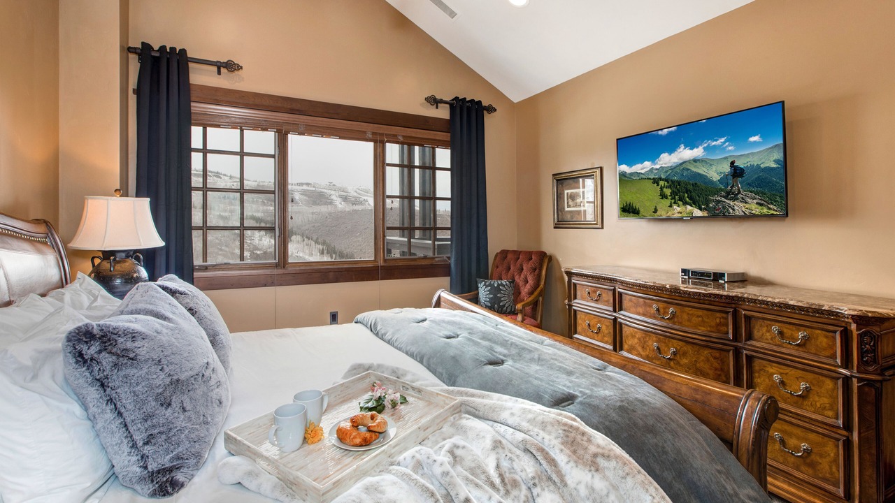 Photo of Bedroom in Empire Pass