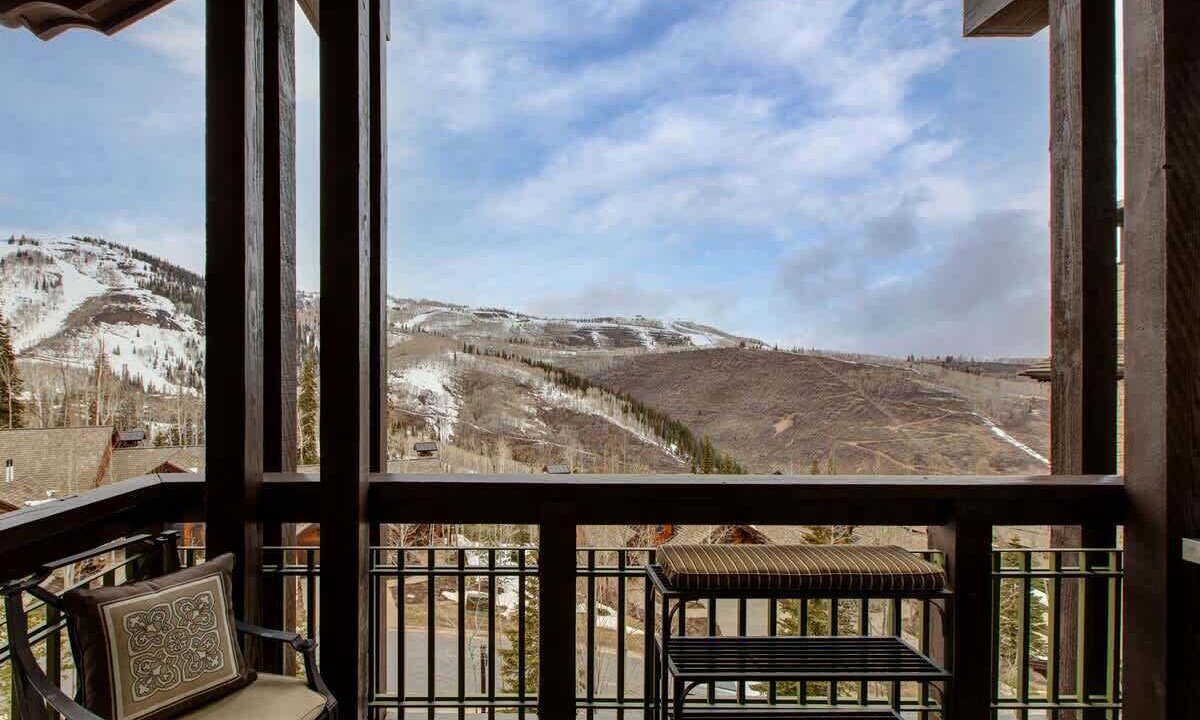 Photo of Outdoor in Empire Pass