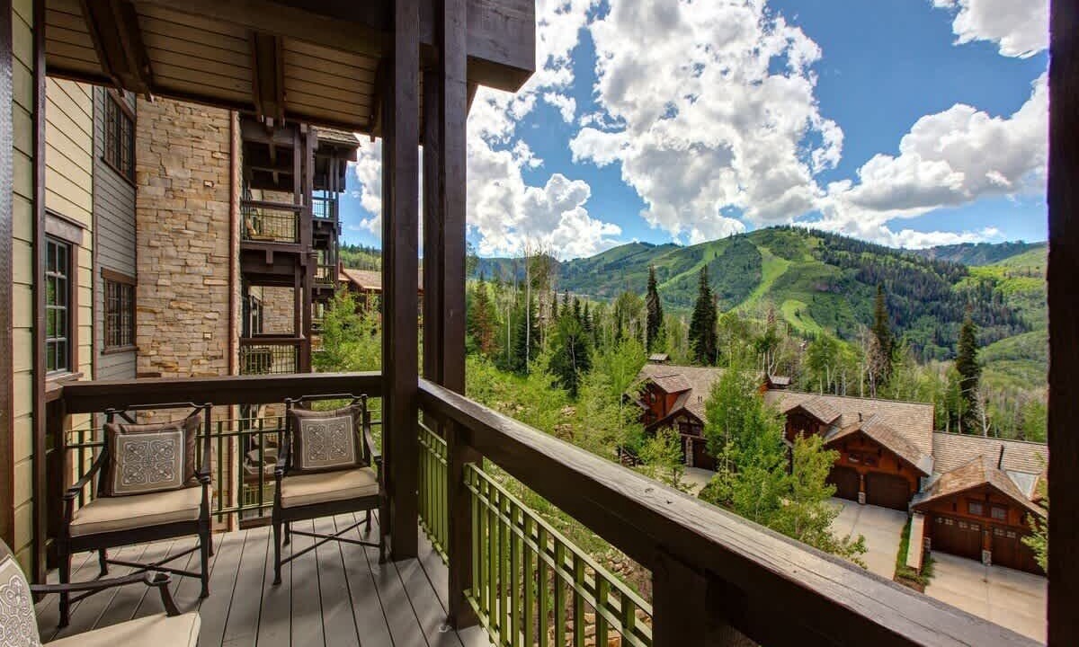 Photo of Patio Balcony in Empire Pass