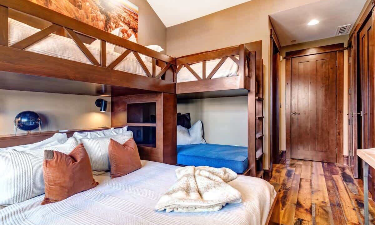 Photo of Bedroom in Empire Pass