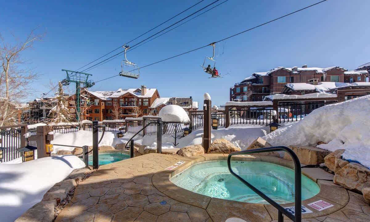 Photo of Outdoor in Empire Pass