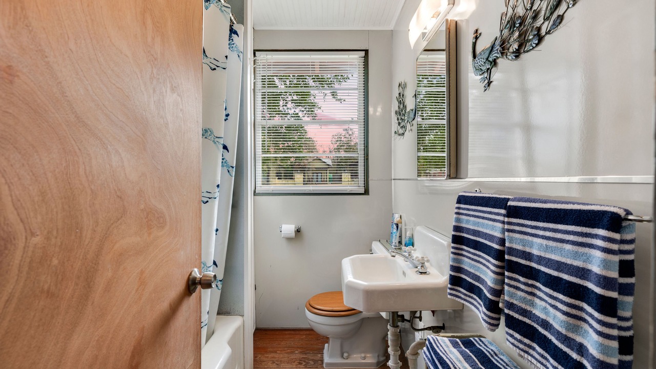 Photo of Bathroom in Bandera