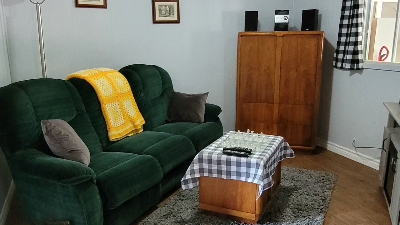 Photo of Livingroom in Manitoulin District