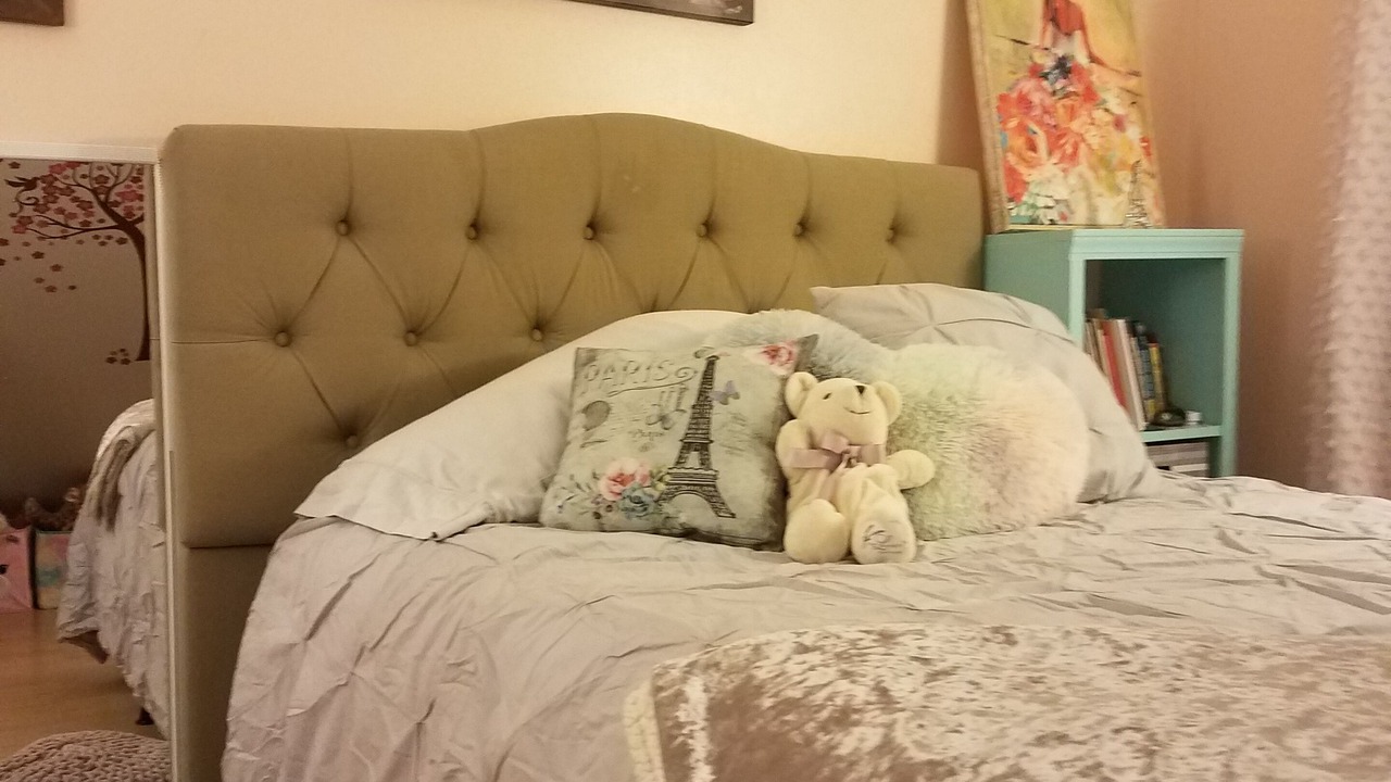 Photo of Bedroom in Burlington Flats