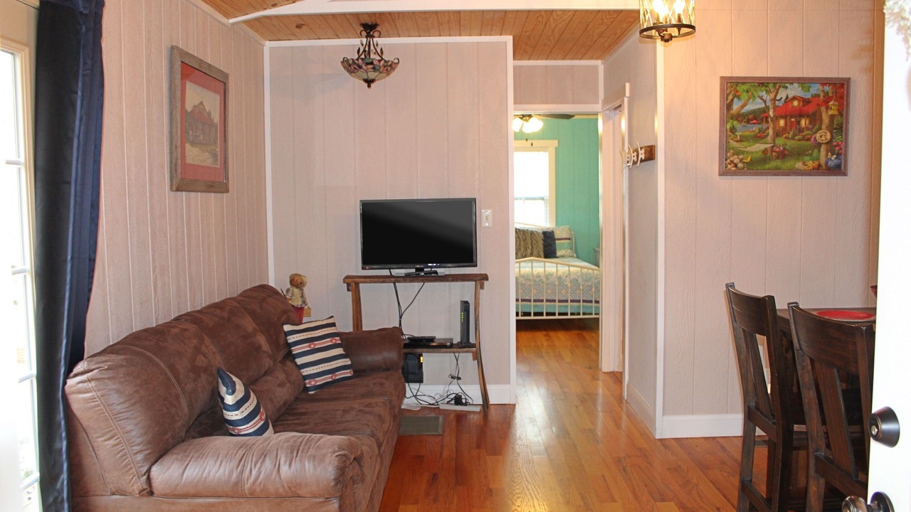 Photo of Bedroom in Scottsville