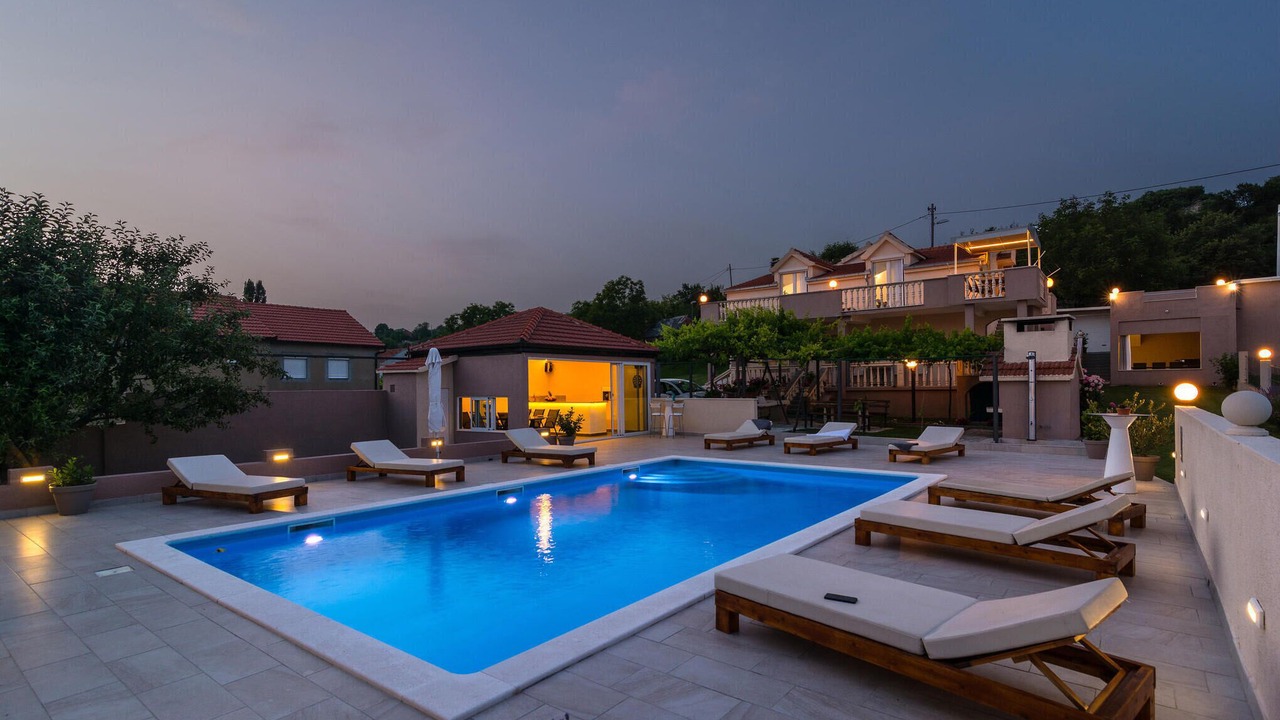 Photo of Outdoor in Sinj