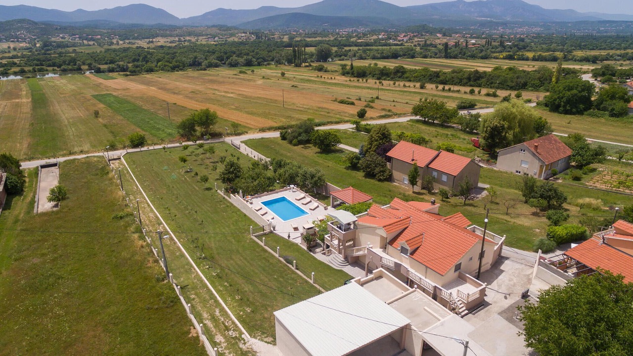 Photo of Others in Sinj