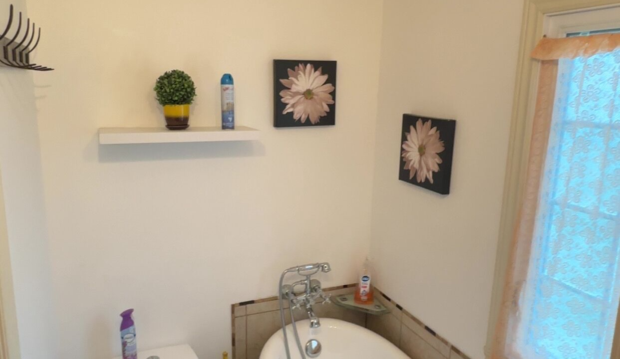 Photo of Bathroom in Cowansville