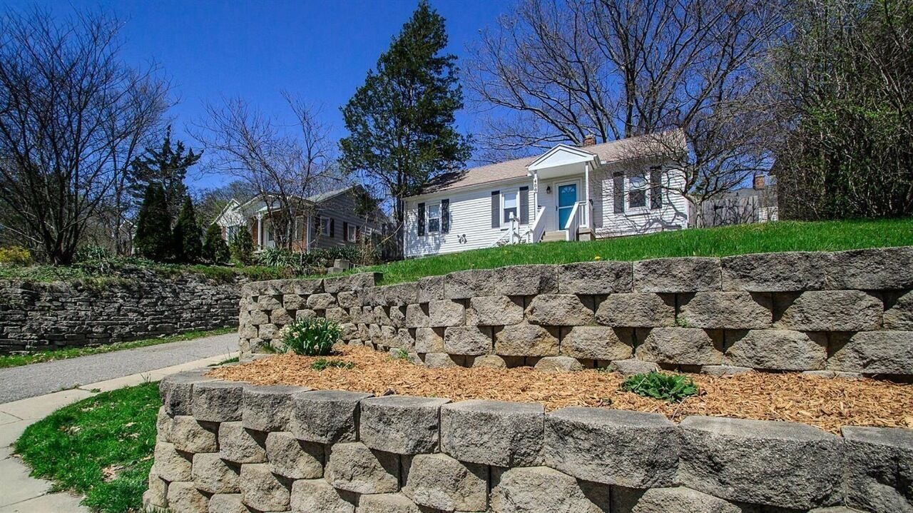 Photo of Outdoor in Old West Side
