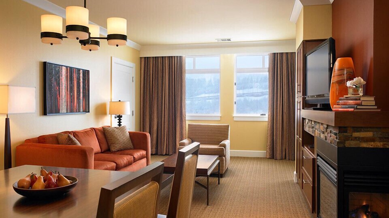 Photo of Livingroom in Avon