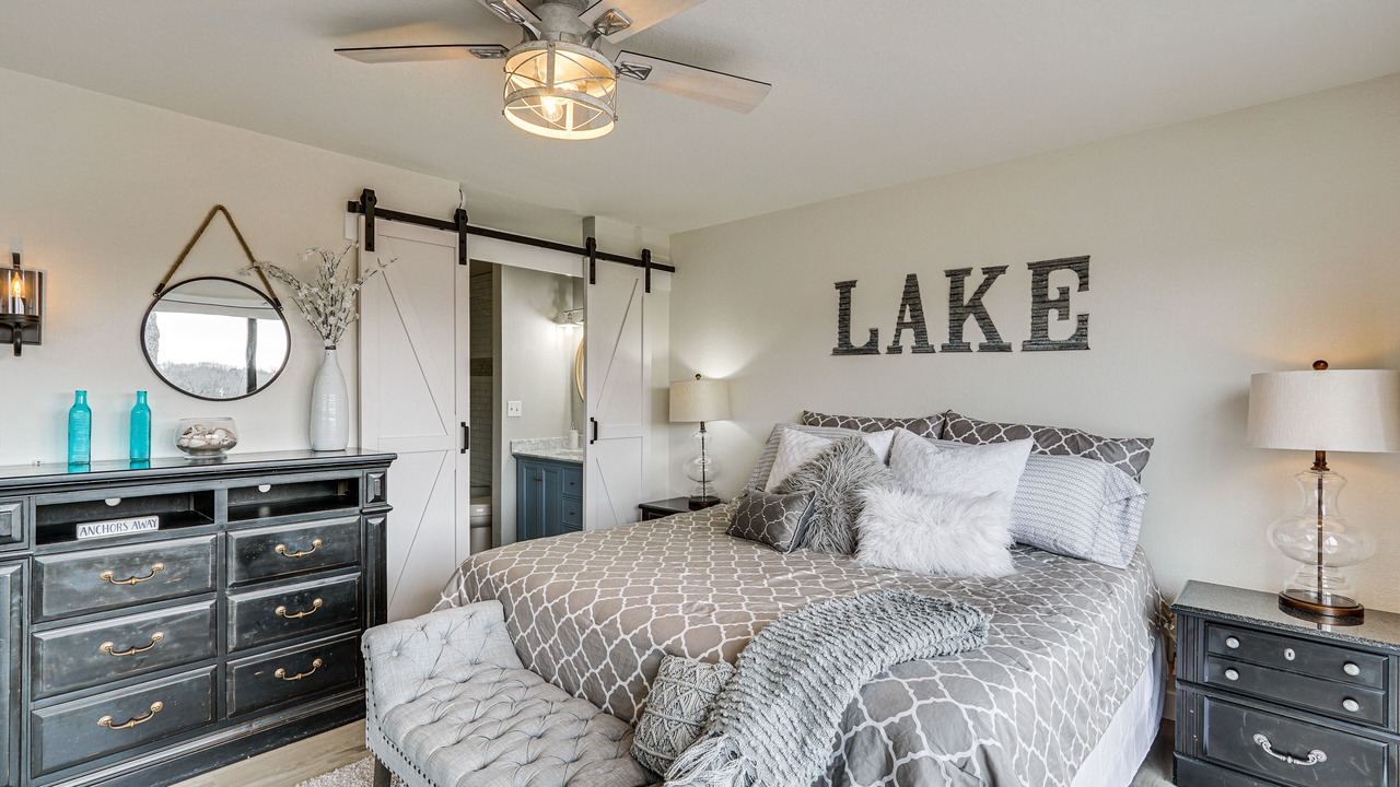 Photo of Bedroom in Osage Beach
