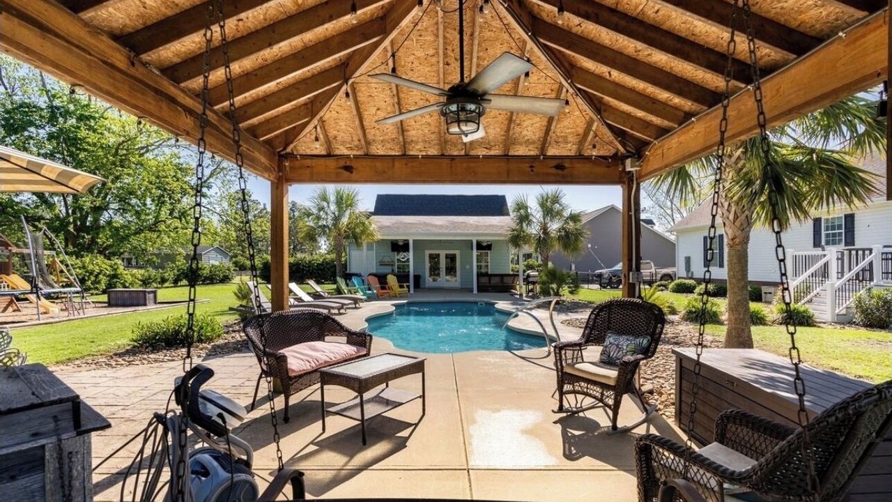 Photo of Outdoor in Mullins