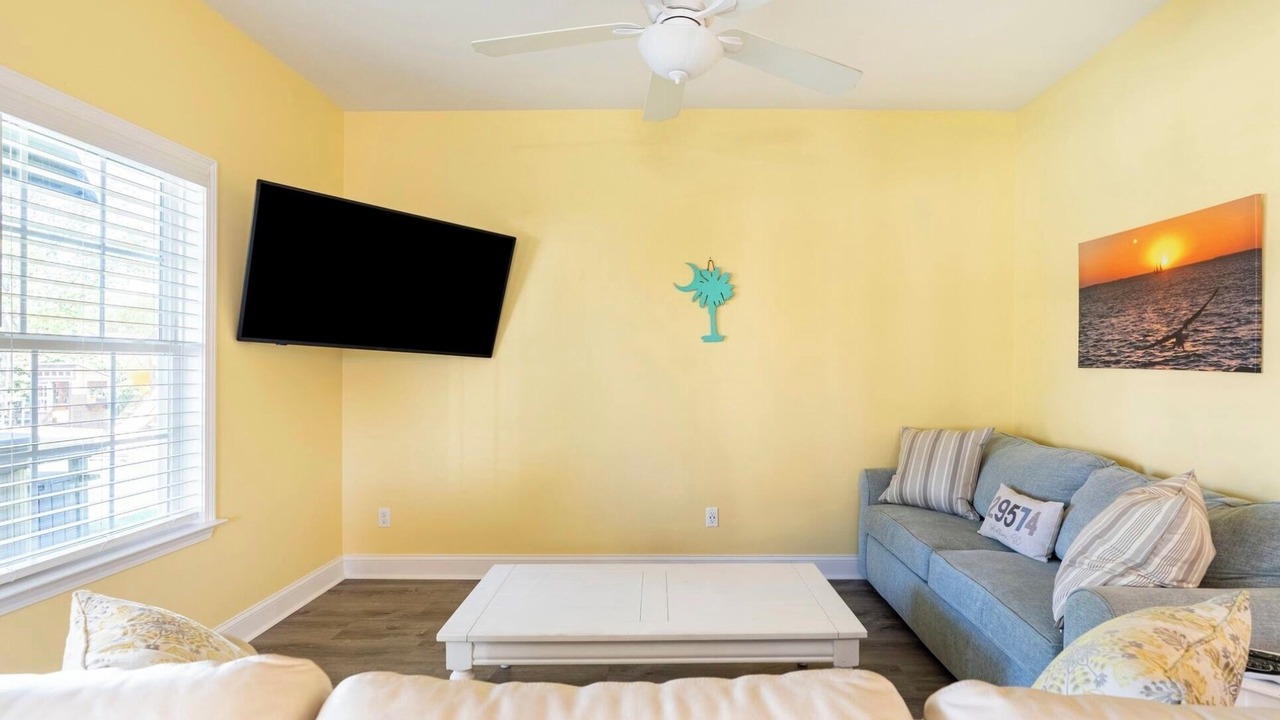Photo of Livingroom in Mullins