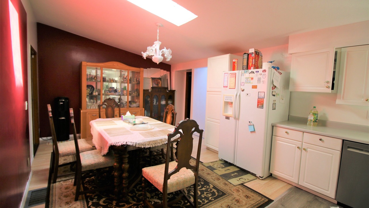 Photo of Livingroom in Wilkes East