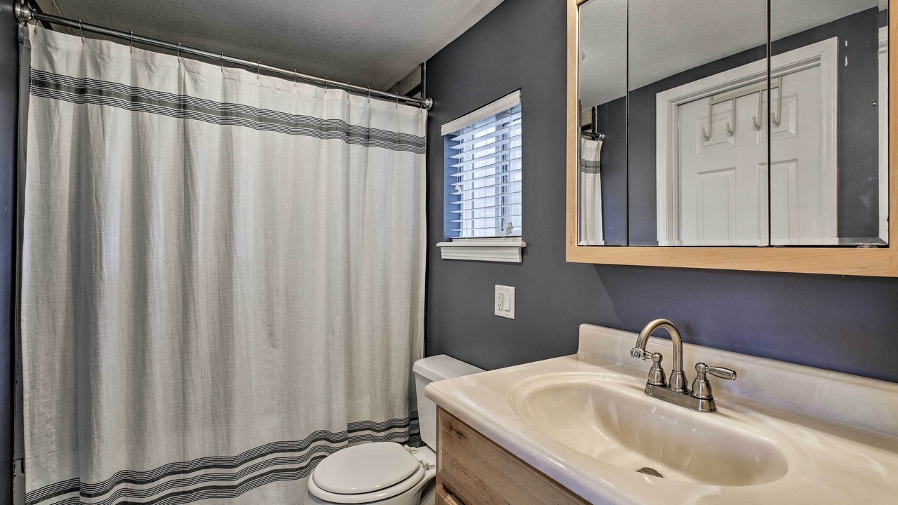 Photo of Bathroom in Sunrise Beach
