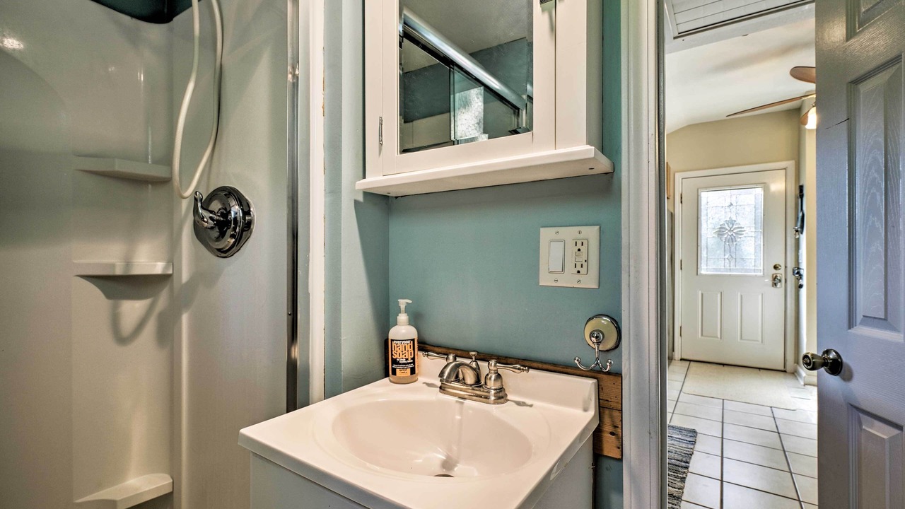 Photo of Bathroom in Sunrise Beach