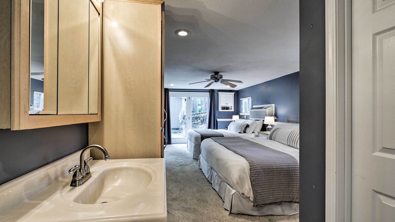 Photo of Bathroom in Sunrise Beach